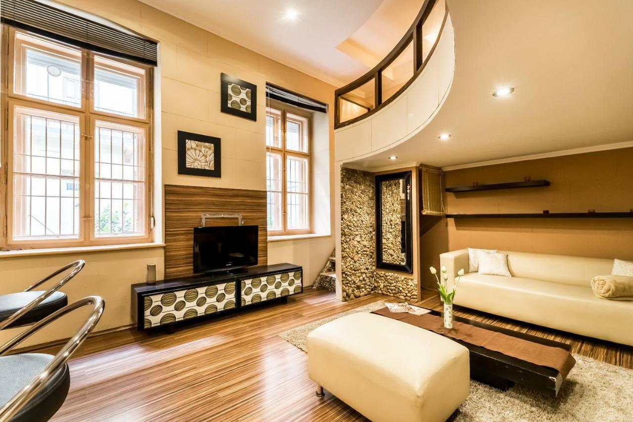 Stones And Wood Apartment With Ac Budapesta Exterior foto