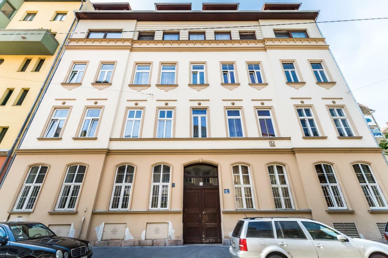Stones And Wood Apartment With Ac Budapesta Exterior foto